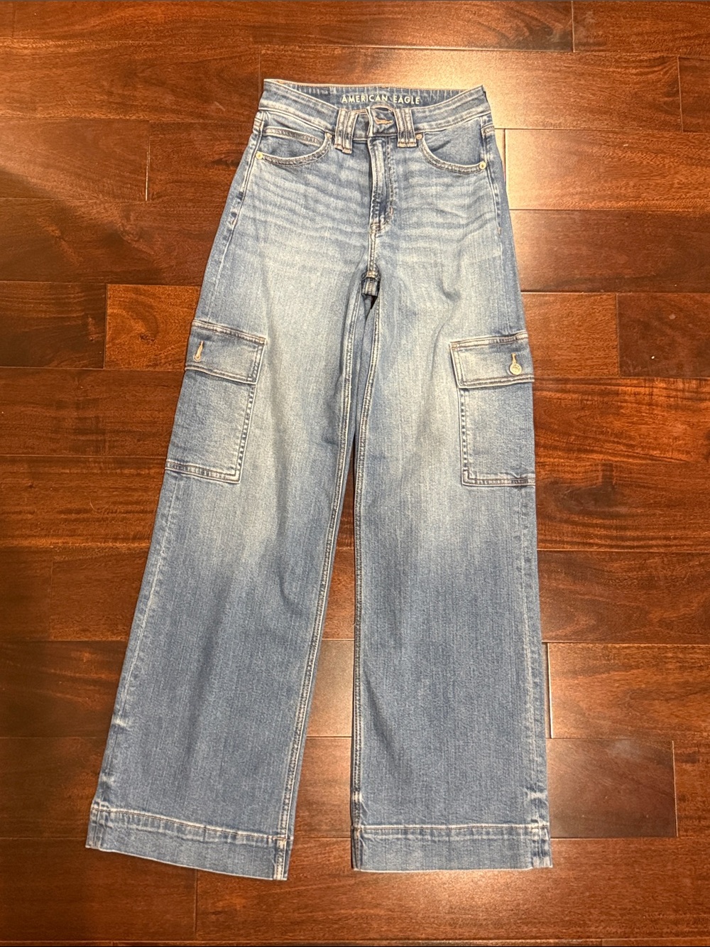 American Eagle Outfitters Light Blue Wide-Leg Cargo Jeans